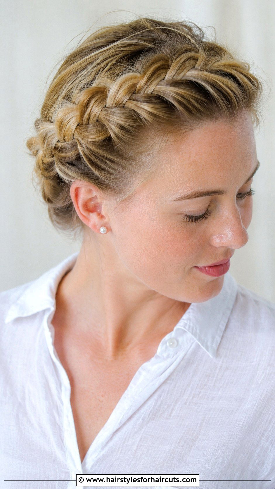 Crown Braid - 25 ww2 hairstyles - 25 ww2 hairstyles