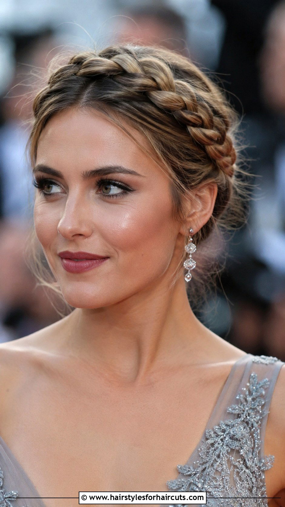 Crown Braid For Long Hair - 25 braids hairstyles for long hair - 25 braids hairstyles for long hair