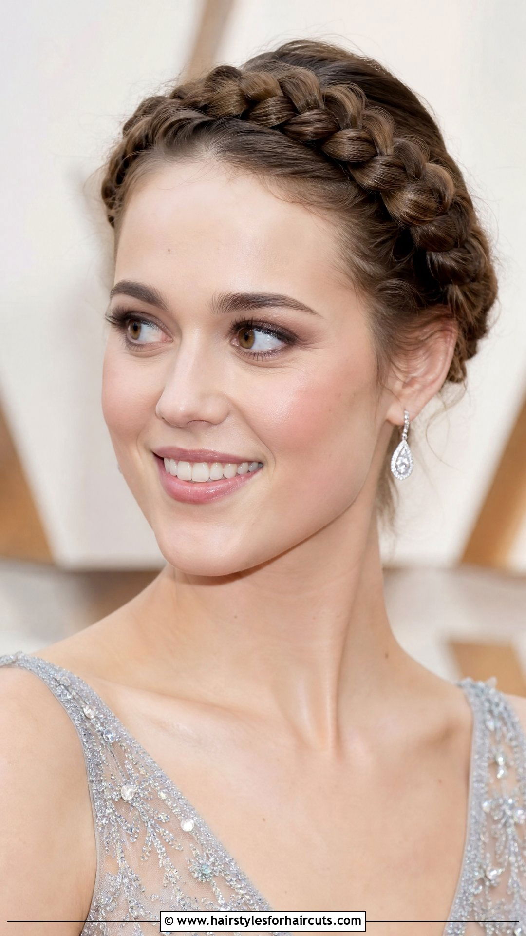 Crown Plait - 25 plat hairstyles - 25 plat hairstyles