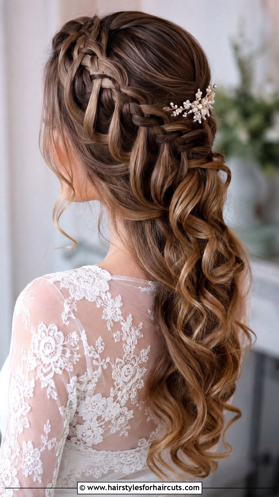 Crystal Crown Updo - 25 fantasy hairstyles - 25 fantasy hairstyles