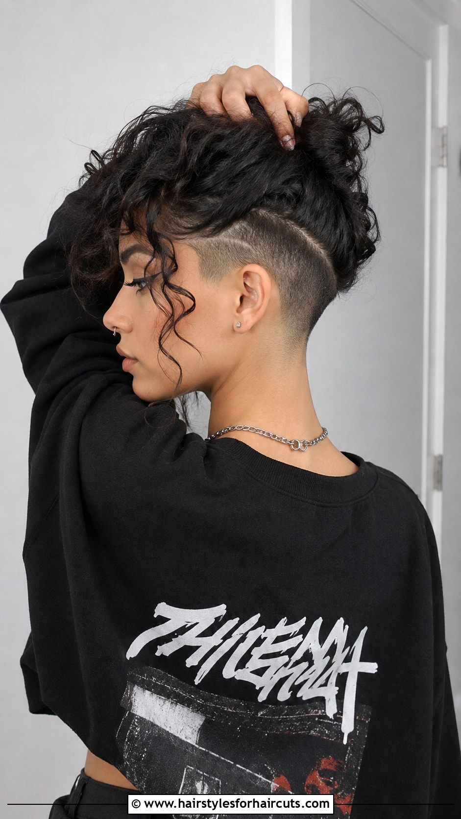Curly 27 Piece Undercut - 25 27 piece hairstyles with curly hair - 25 27 piece hairstyles with curly hair