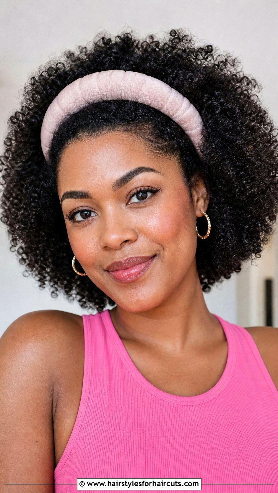 Curly Afro With Padded Headband - 25 hairstyles with hair bands - 25 hairstyles with hair bands