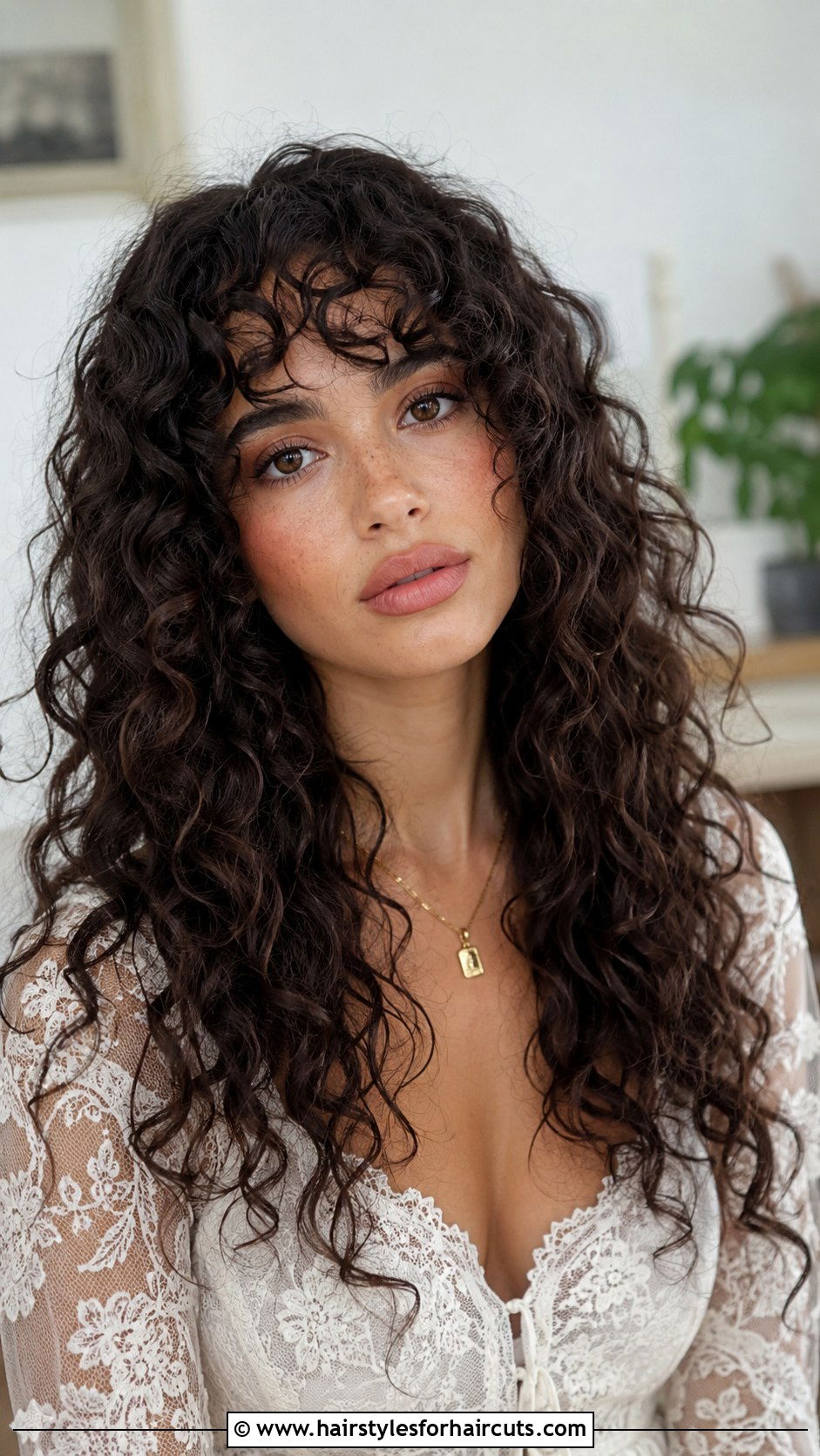 Curly Bangs With Long Hair - 25 best hairstyles for curly hair women - 25 best hairstyles for curly hair women