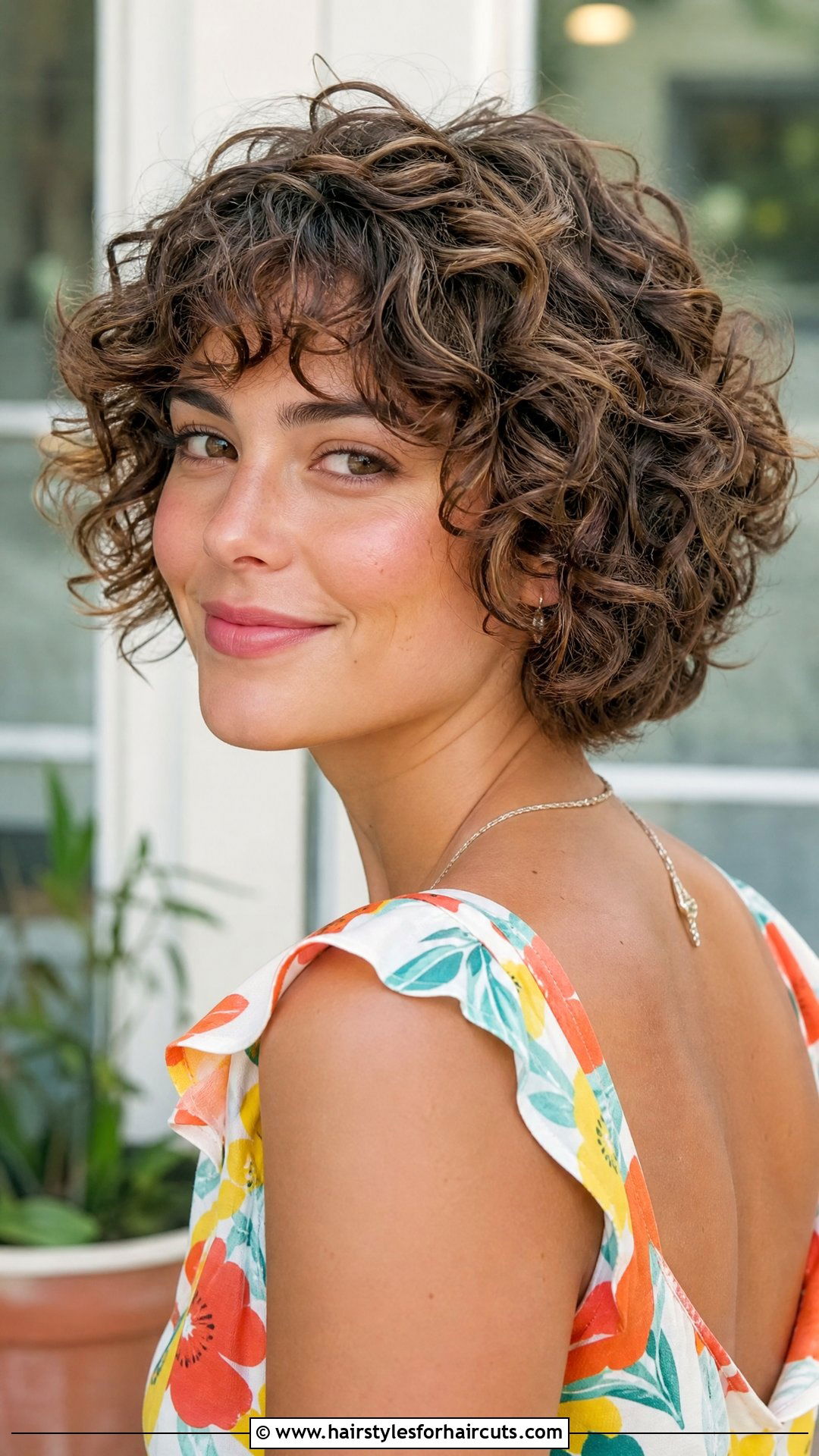Curly Bi Haircut - 25 bi haircuts - 25 bi haircuts