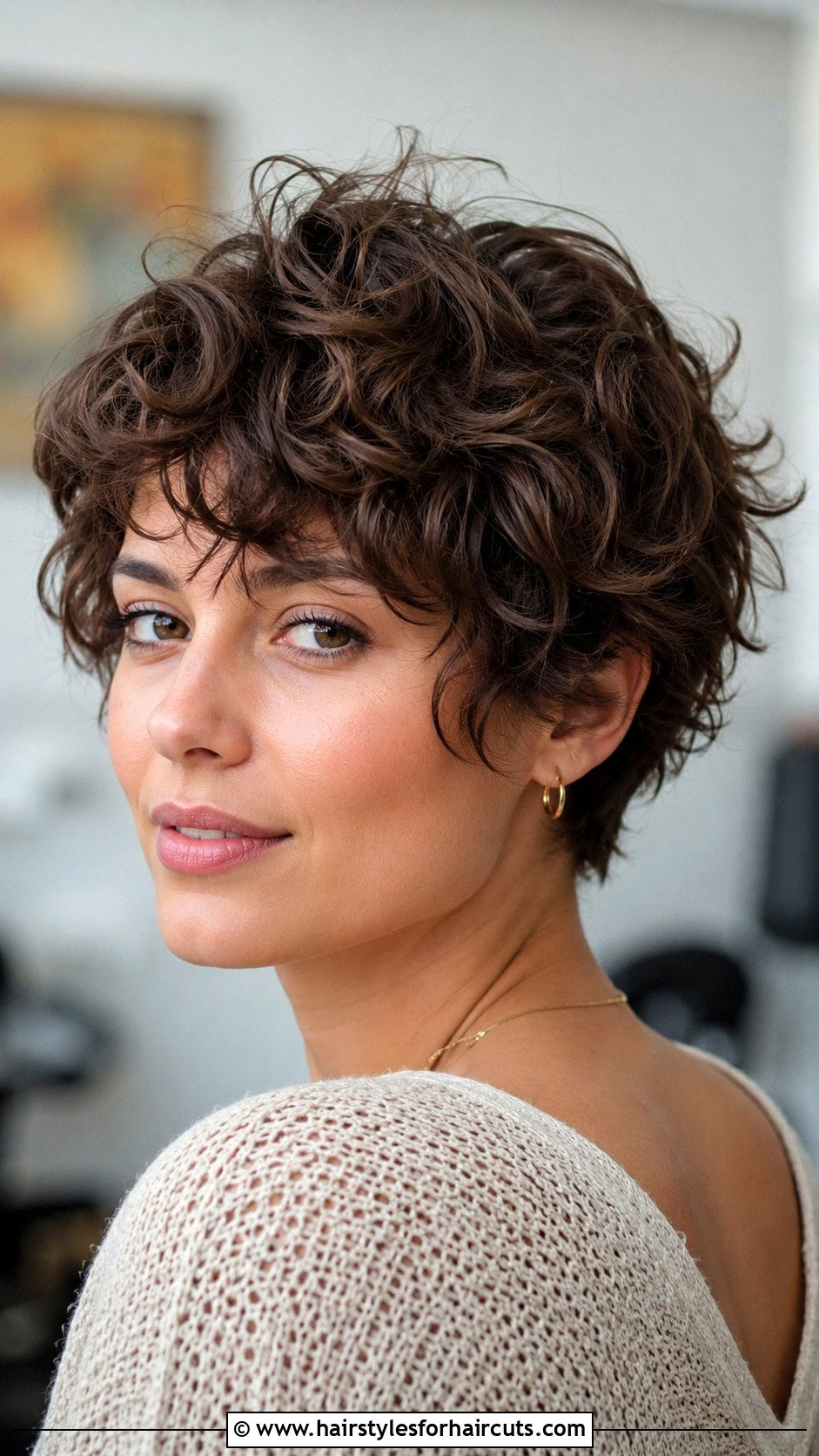 Curly Bixie Cut - 25 curly haircuts tampa - 25 curly haircuts tampa