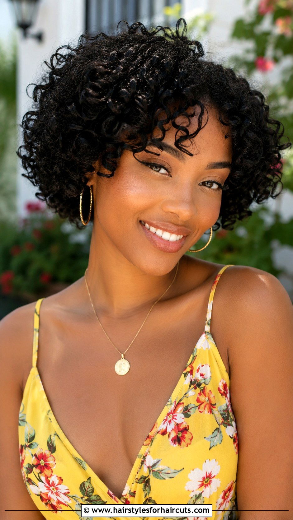 Curly Bob - 25 bob cut hairstyles for black ladies - 25 bob cut hairstyles for black ladies
