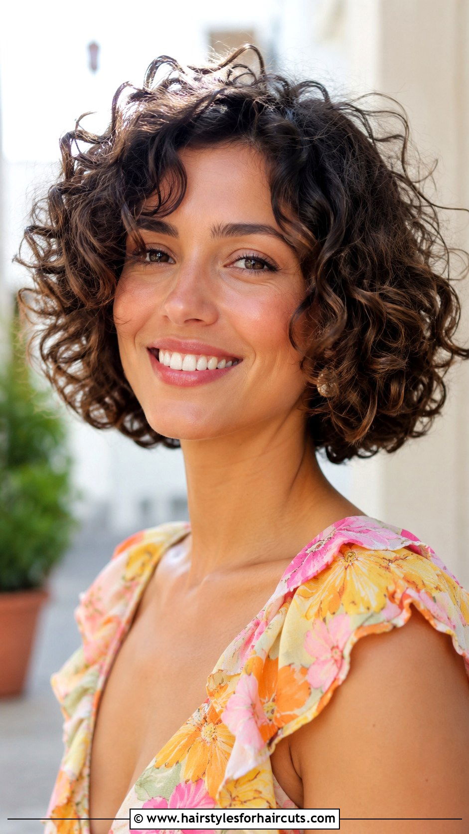 Curly Bob - 25 curly hairstyles for natural hair - 25 curly hairstyles for natural hair