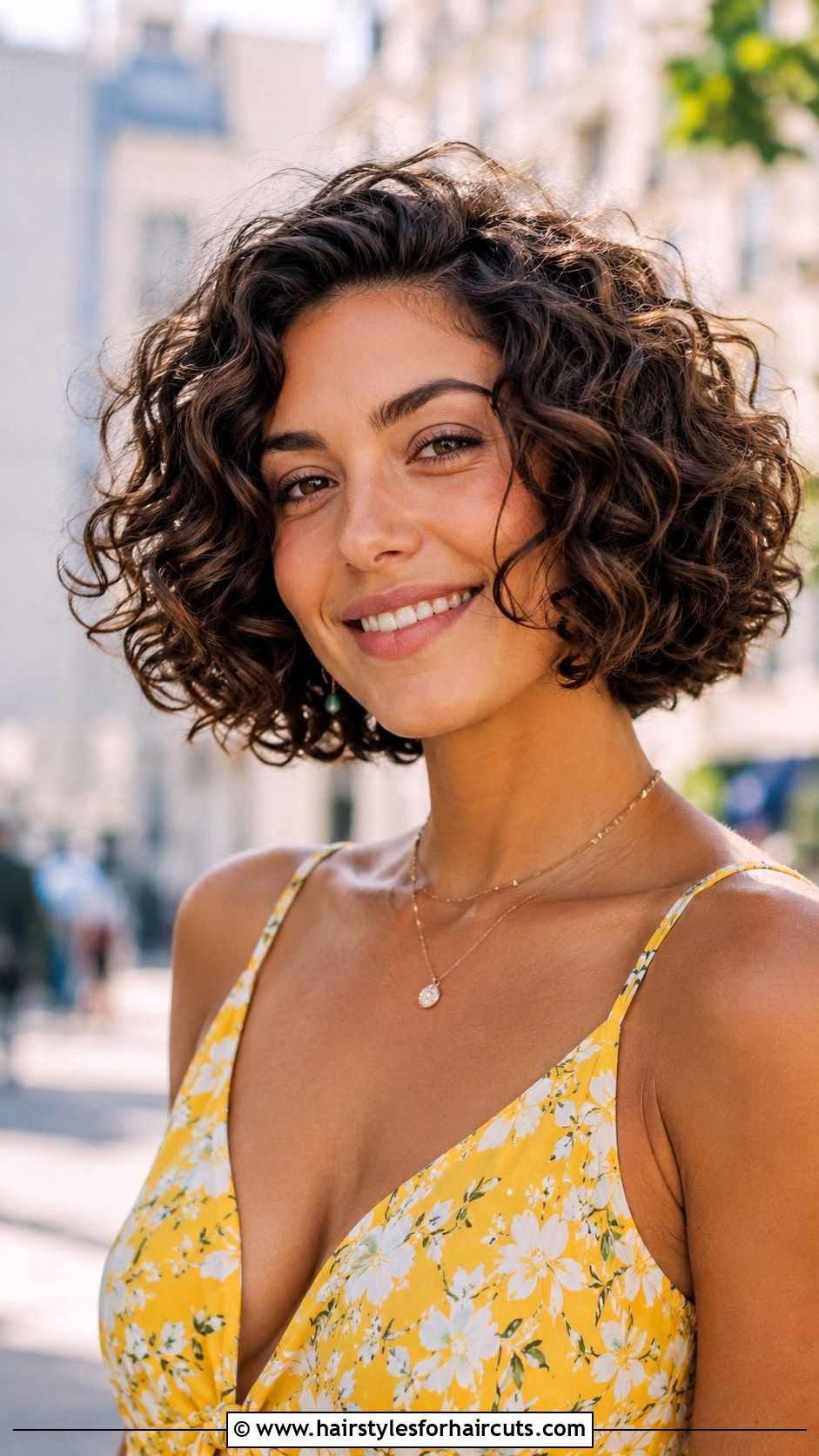 Curly Bob - 25 haircuts membership - 25 haircuts membership