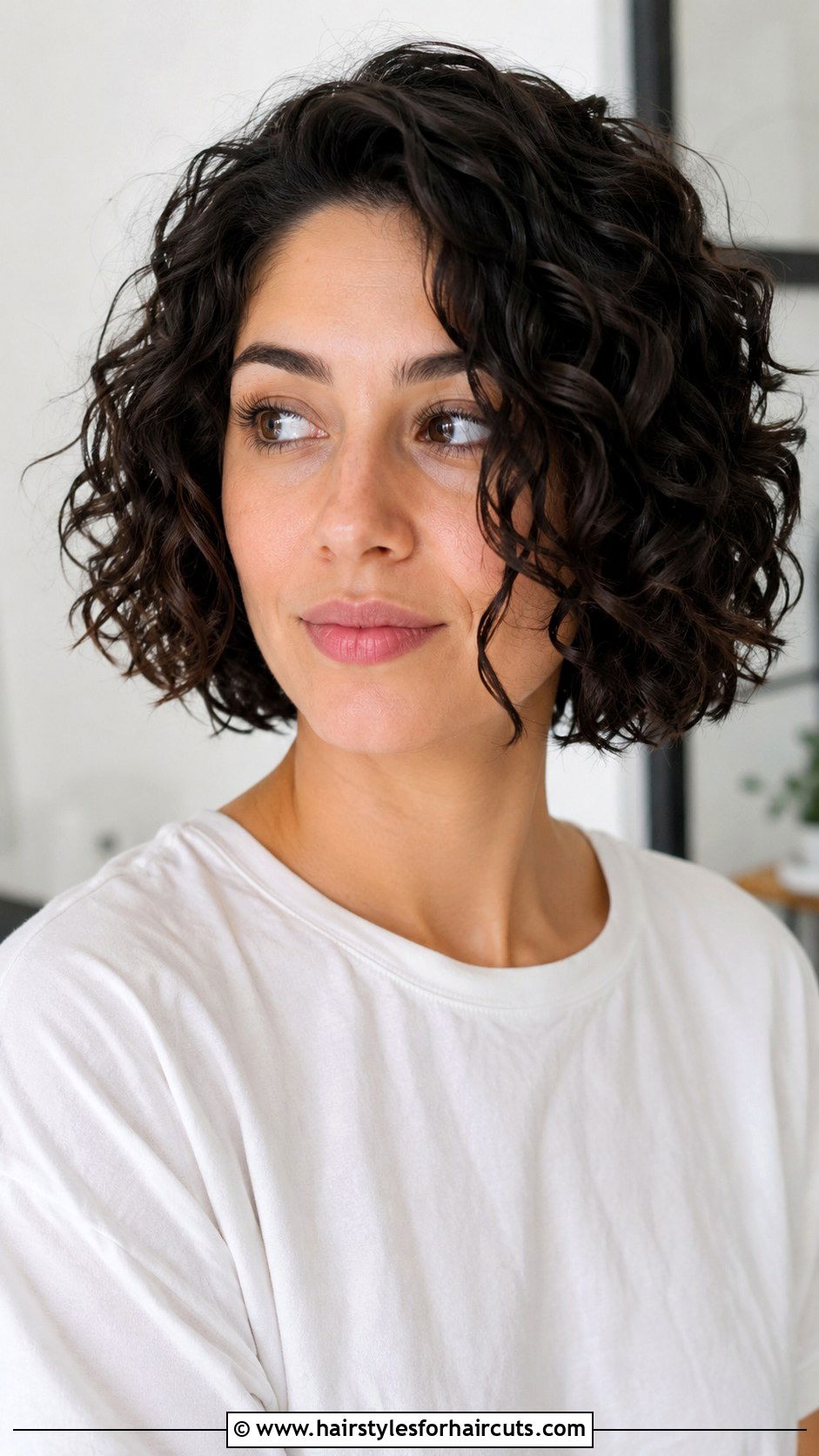 Curly Bob - 25 black curly hair haircuts - 25 black curly hair haircuts