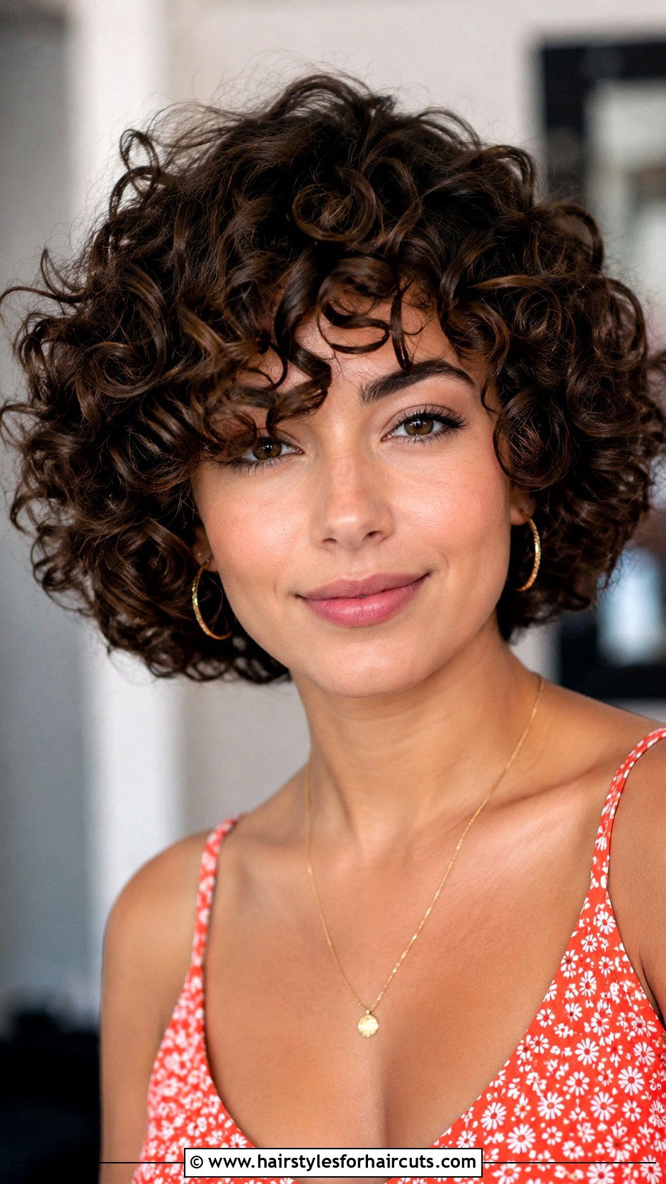 Curly Bob Haircut - 25 haircuts mirror - 25 haircuts mirror