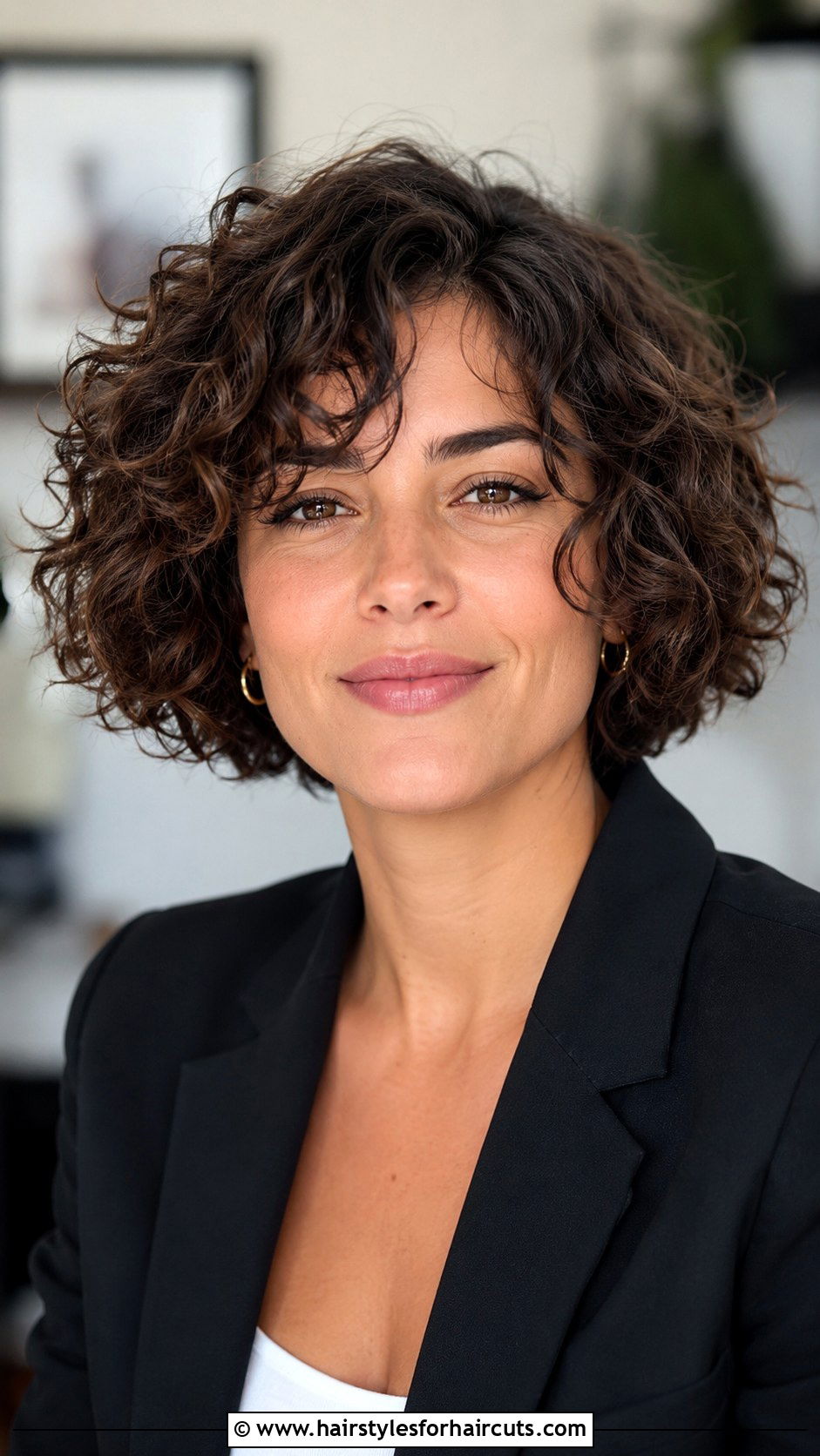 Curly Bob Haircut - 25 curled hairstyles - 25 curled hairstyles
