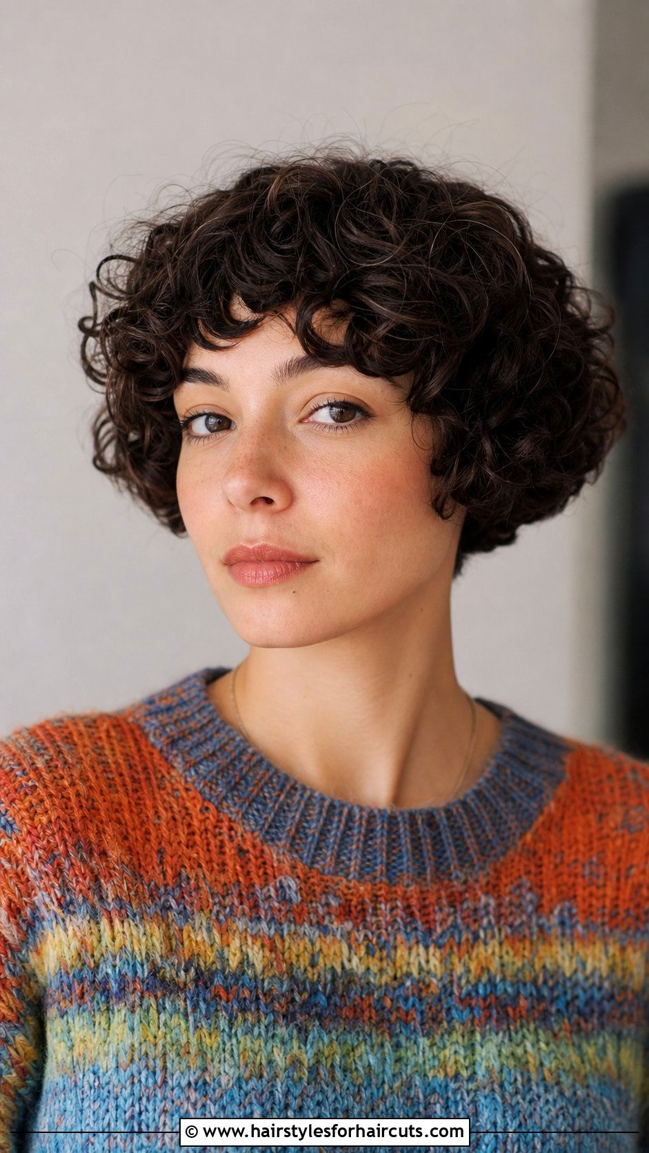 Curly Bowl Cut - 25 low density curly haircuts - 25 low density curly haircuts