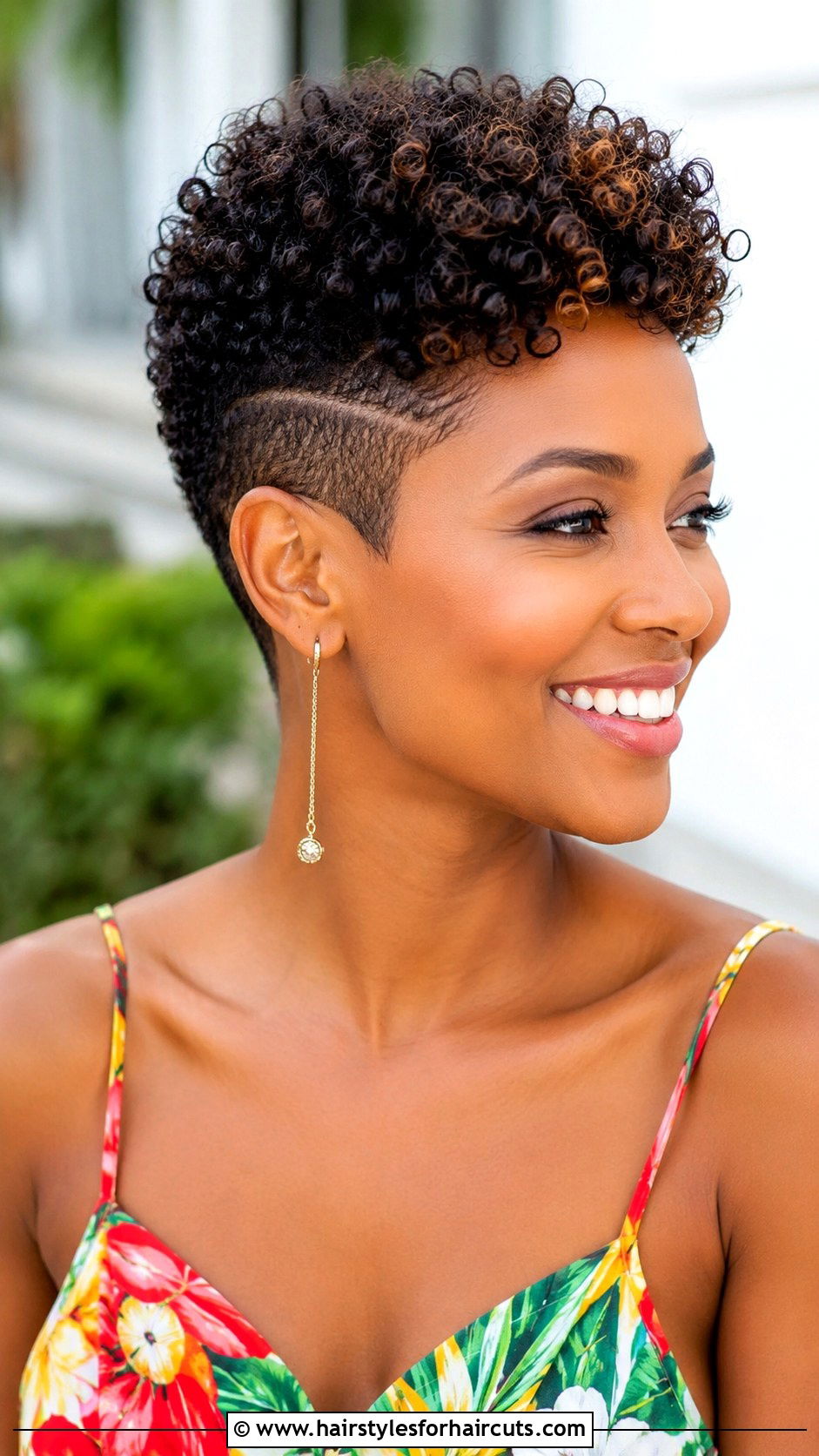 Curly Cropped Haircut - 25 cropped haircuts - 25 cropped haircuts
