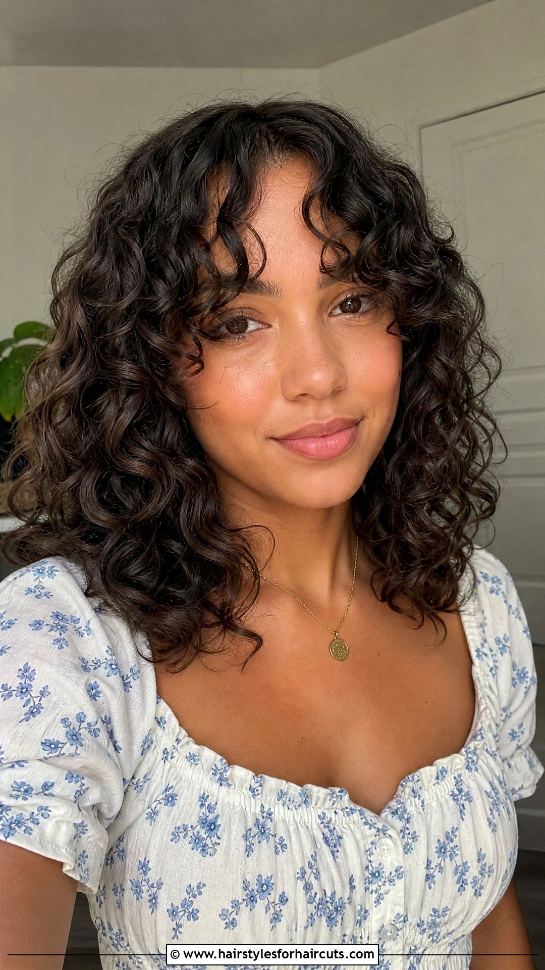 Curly Curtain Bangs - 25 hairstyles for big forehead curly hair - 25 hairstyles for big forehead curly hair