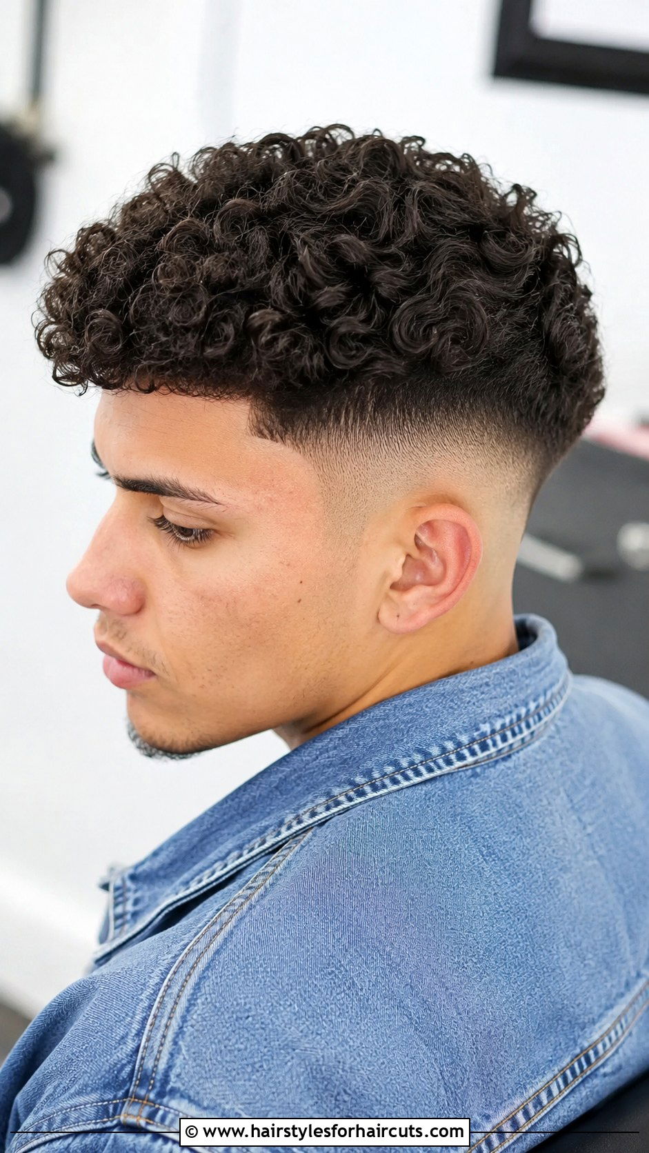 Curly Fade Haircut - 25 androgynous haircuts for curly hair - 25 androgynous haircuts for curly hair