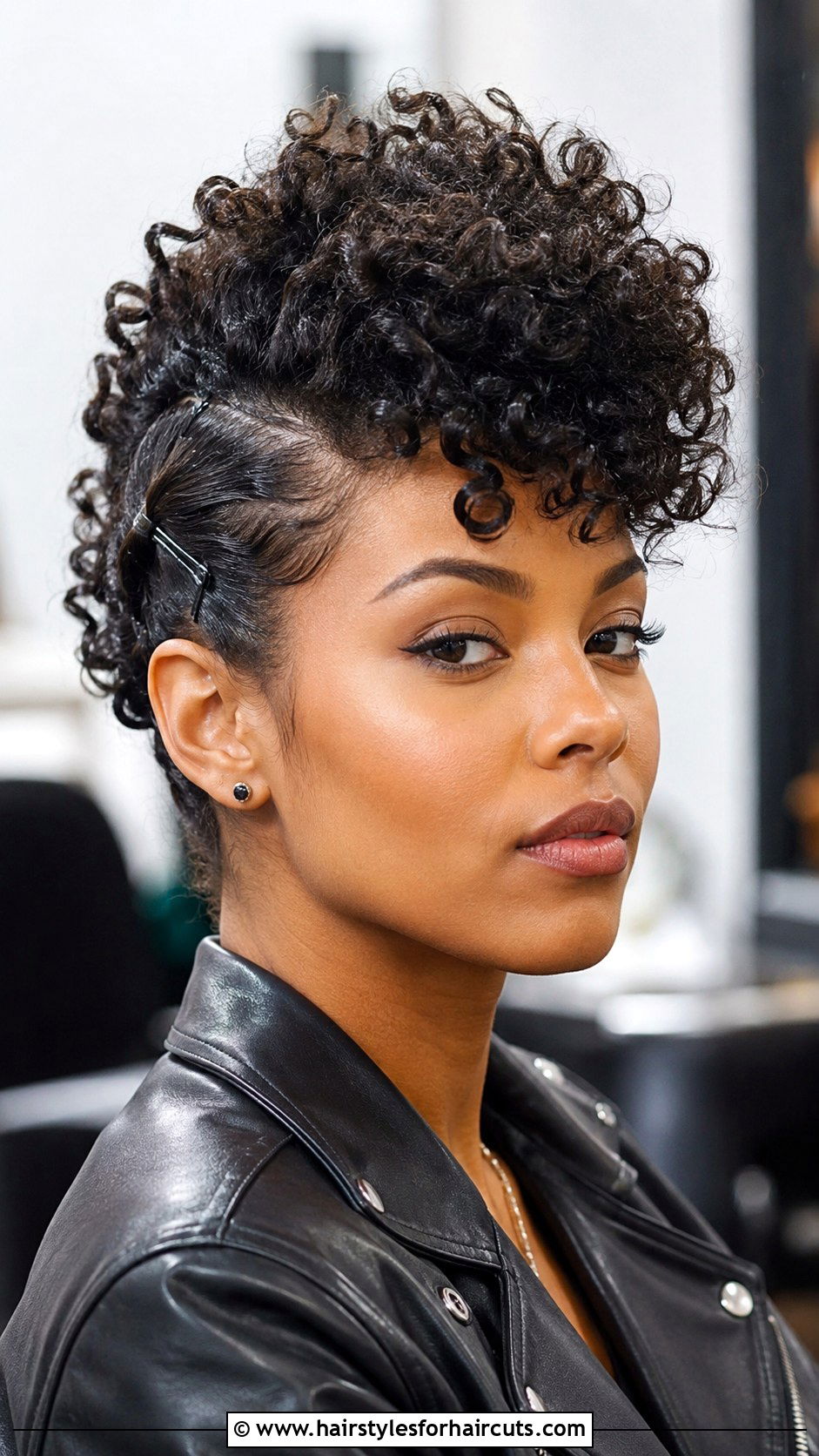Curly Faux Hawk - 25 easy cute hairstyles for curly hair - 25 easy cute hairstyles for curly hair