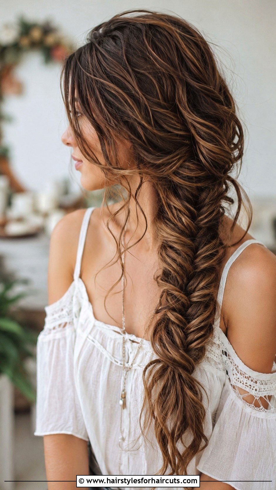 Curly Fishtail Braid - 25 easy hairstyles for girls with curly hair - 25 easy hairstyles for girls with curly hair