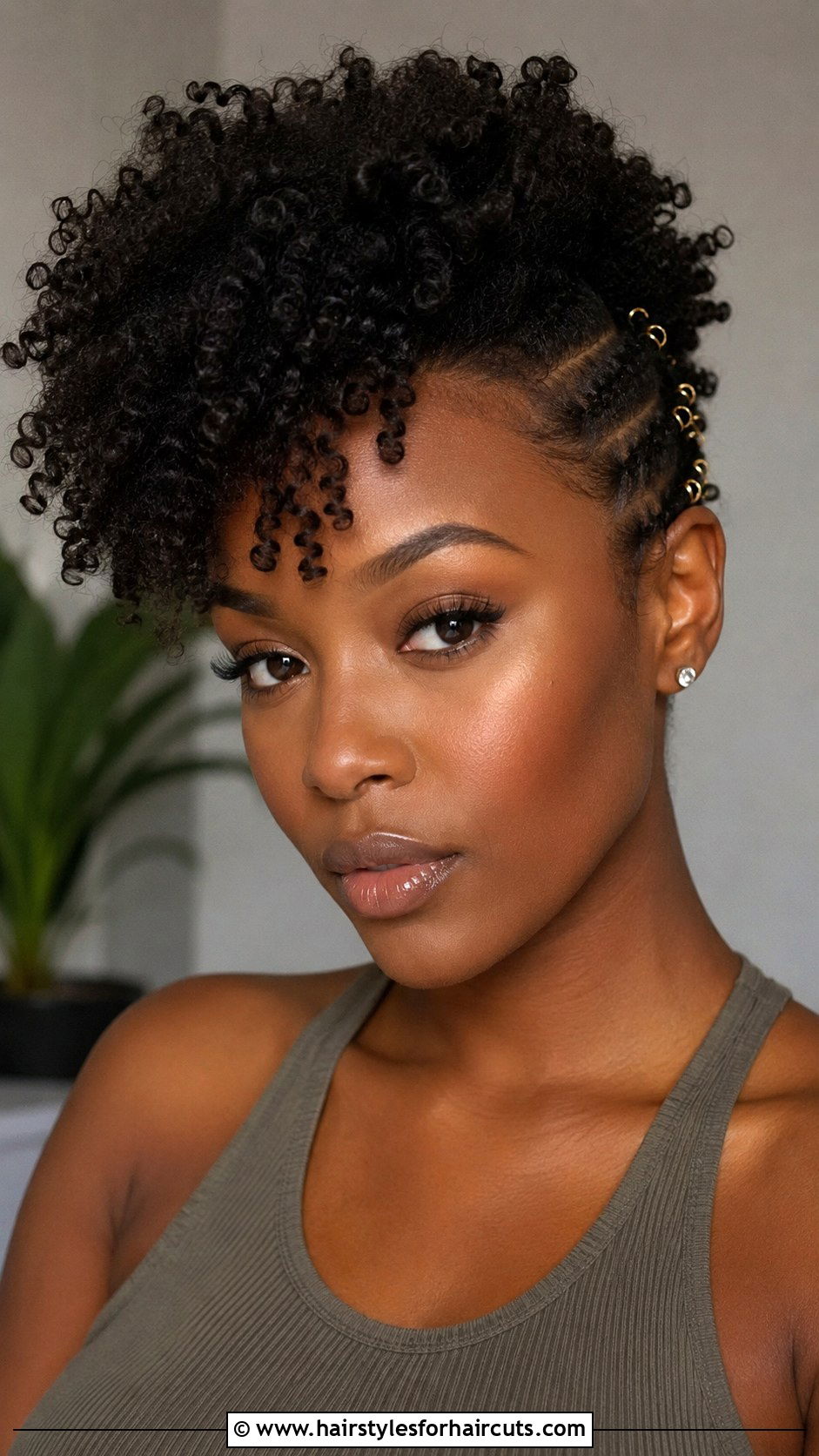 Curly Frohawk Haircut - 25 haircuts for black women with thin hair - 25 haircuts for black women with thin hair