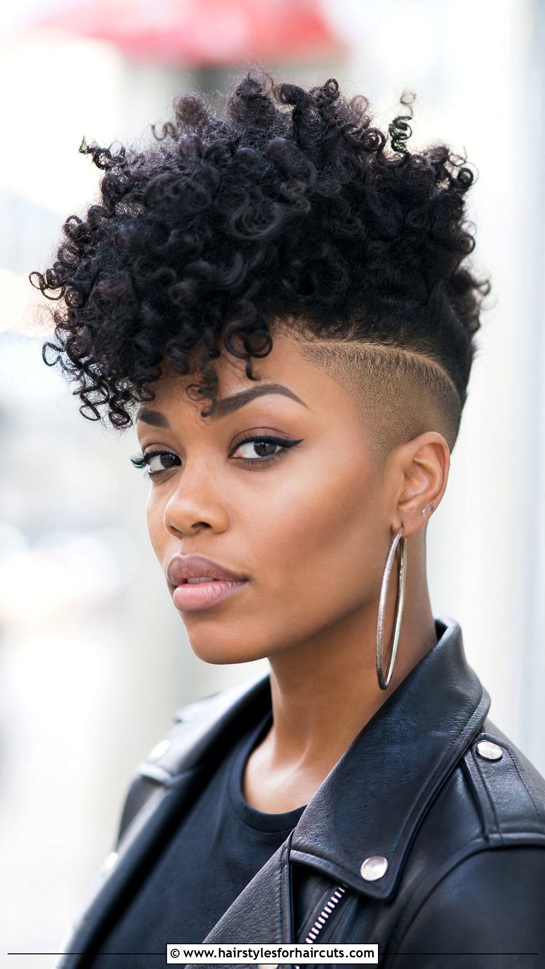 Curly Frohawk Puff - 25 puff hairstyles - 25 puff hairstyles