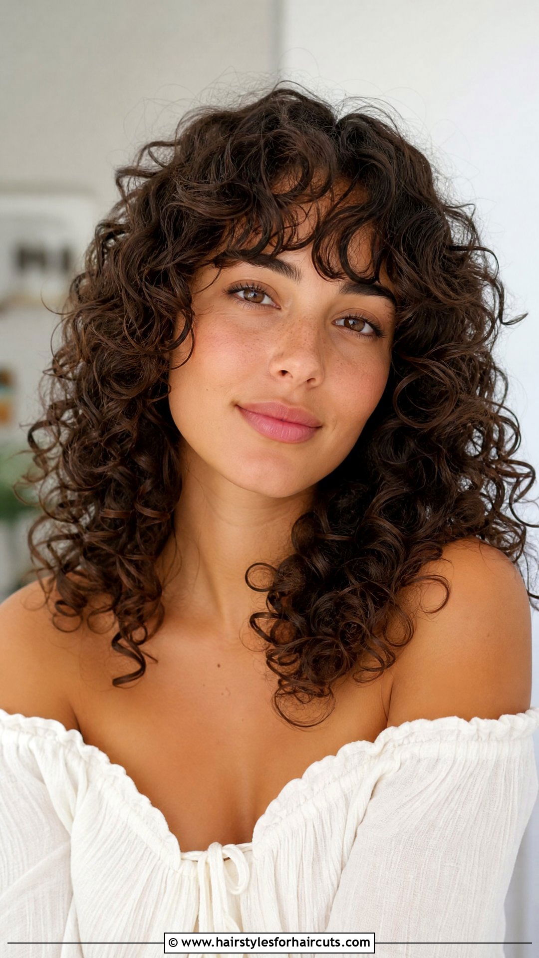 Curly Hair With Bangs - 25 womens hairstyles for curly hair - 25 womens hairstyles for curly hair