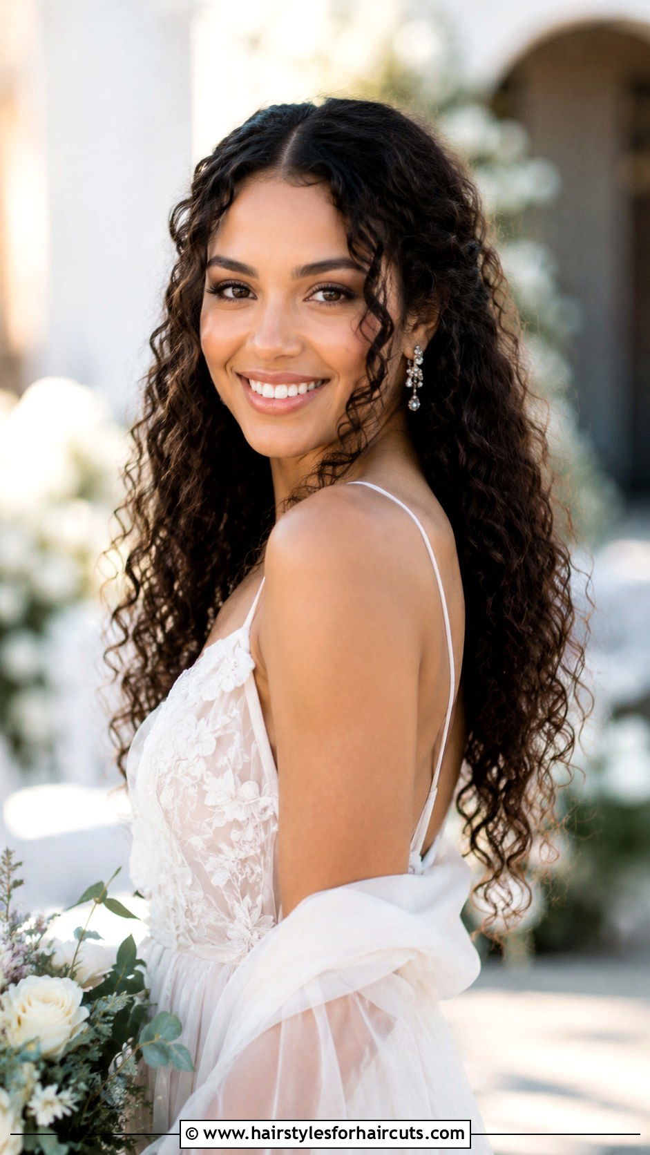 Curly Hair With Wedding Veil - 25 curly hair wedding hairstyles - 25 curly hair wedding hairstyles