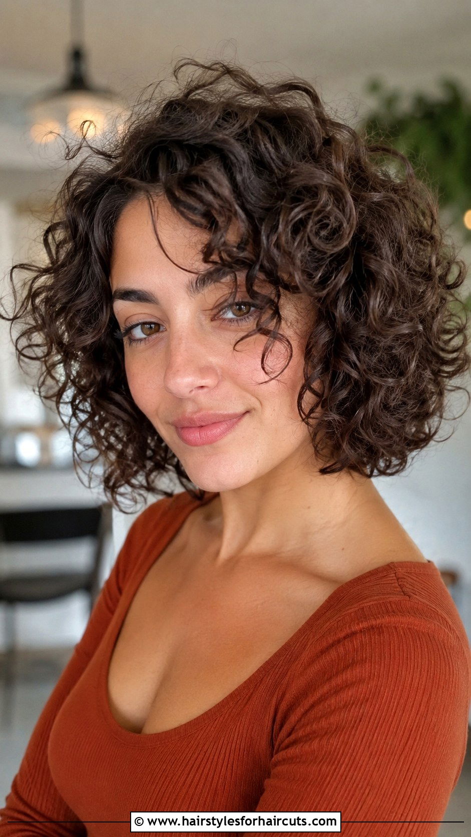 Curly Haircut - 25 cheapest haircuts - 25 cheapest haircuts