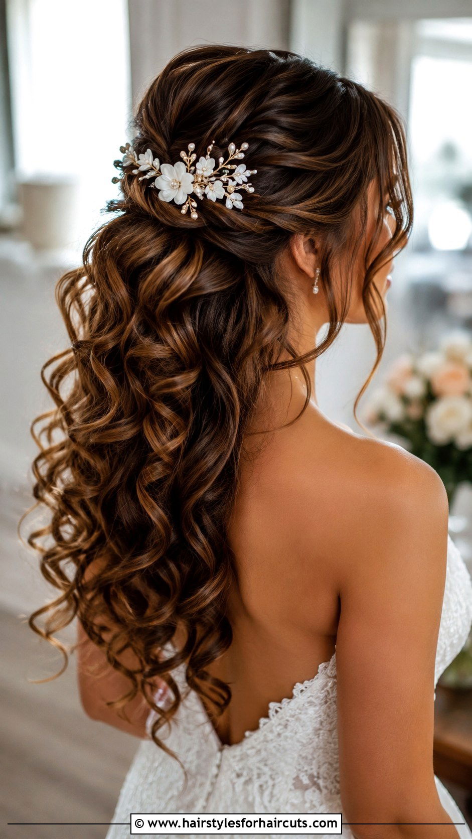 Curly Half Up Half Down Wedding Hairstyle - 25 curly hair wedding hairstyles - 25 curly hair wedding hairstyles