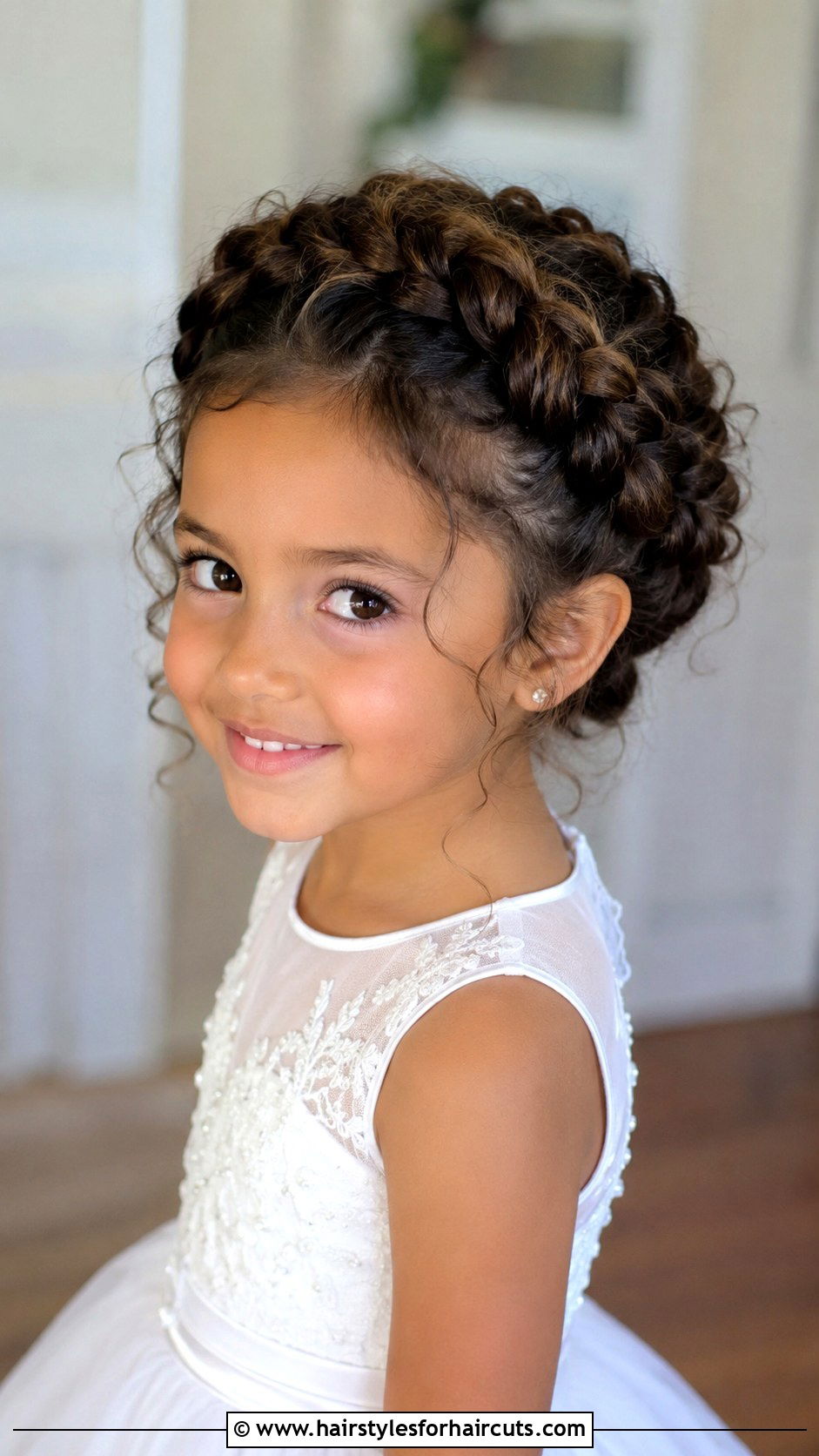 Curly Halo Braid - 25 girls hairstyles for curly hair - 25 girls hairstyles for curly hair