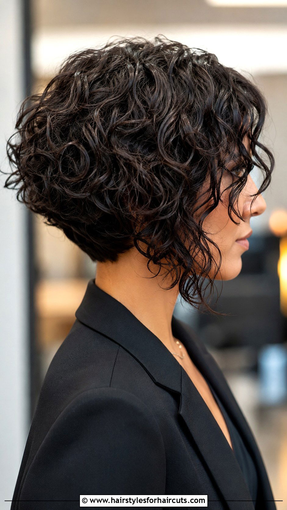 Curly Inverted Bob Haircut - 25 curly thin hair haircuts - 25 curly thin hair haircuts
