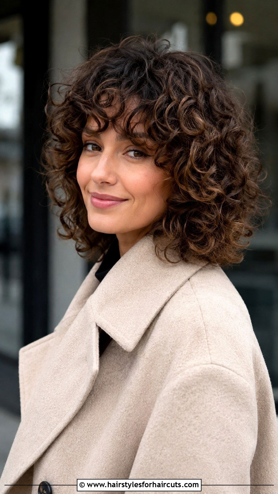 Curly Layered Cut - 25 black hairstyles for curly hair - 25 black hairstyles for curly hair