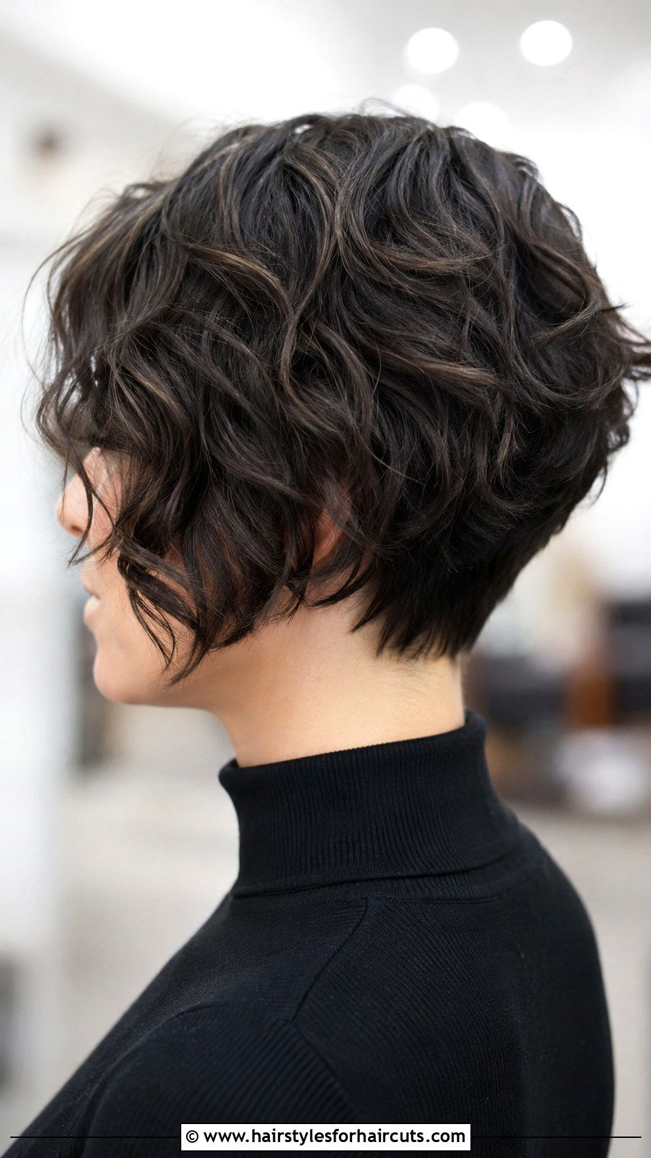 Curly Lob With Side Part - 25 hairstyles for thinning curly hair - 25 hairstyles for thinning curly hair