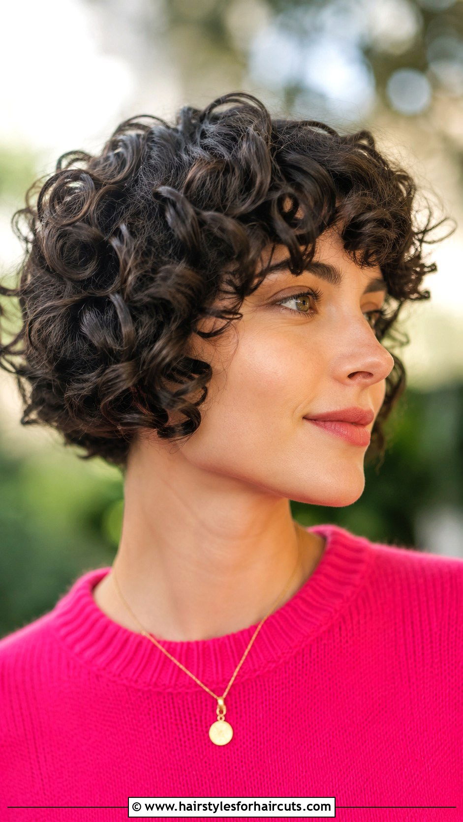 Curly Micro Bob - 25 curly hairstyles product - 25 curly hairstyles product