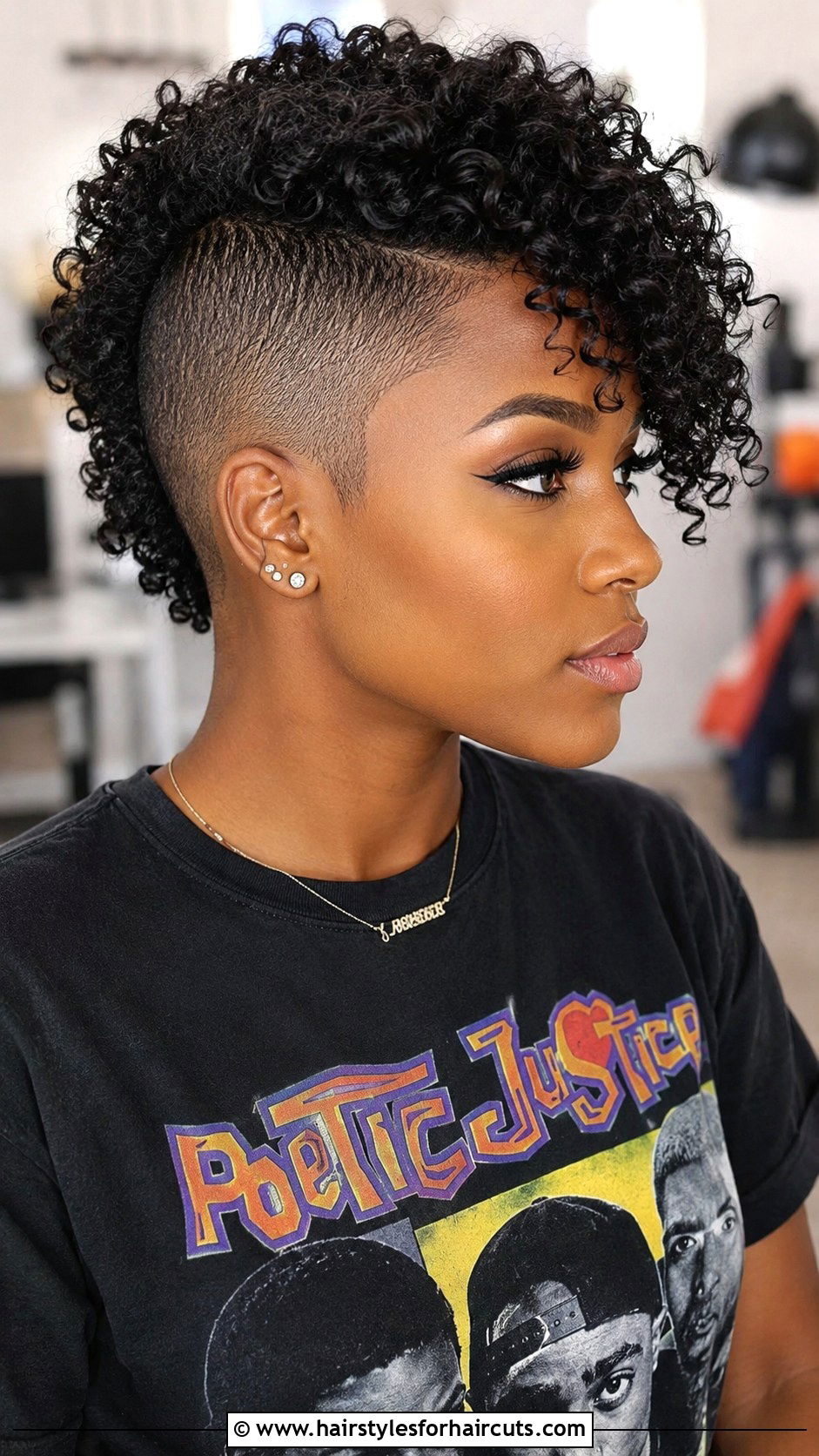 Curly Mohawk - 25 curly hair baddie hairstyles - 25 curly hair baddie hairstyles