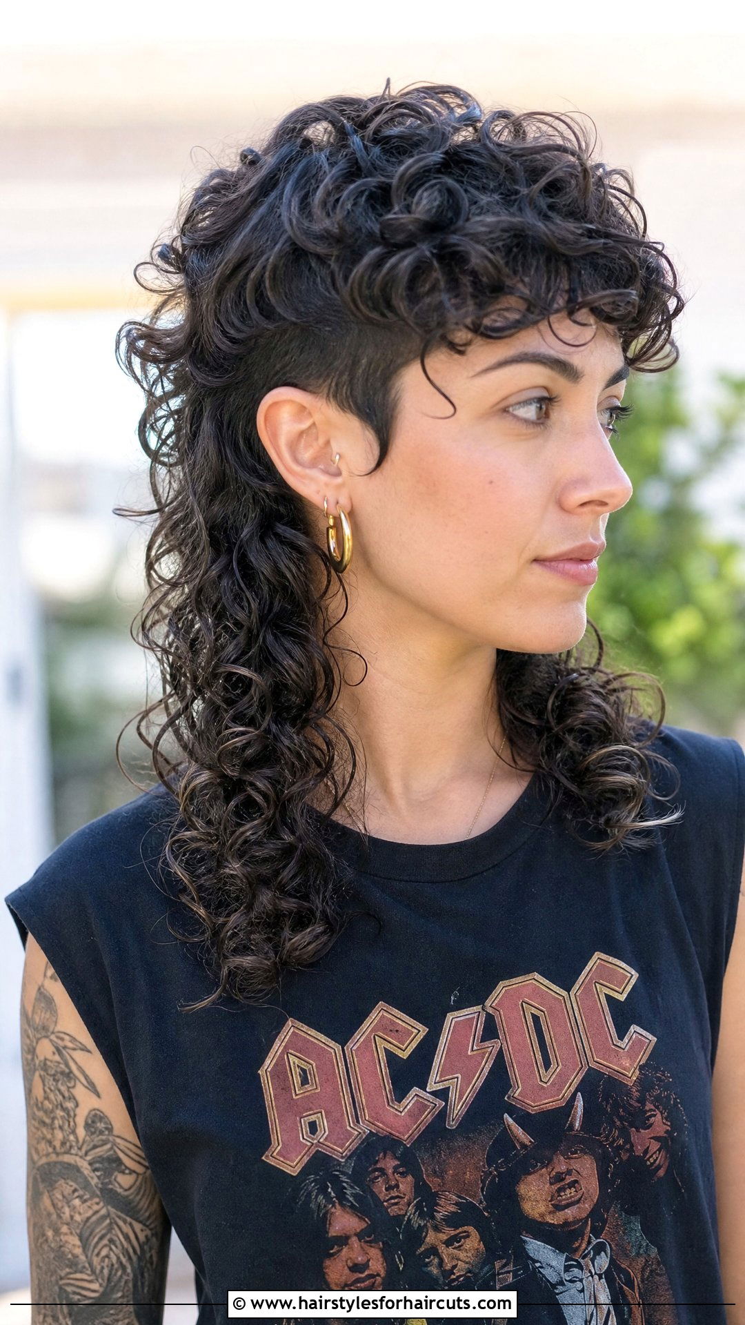 Curly Mullet Haircut - 25 best haircuts for curly frizzy hair - 25 best haircuts for curly frizzy hair