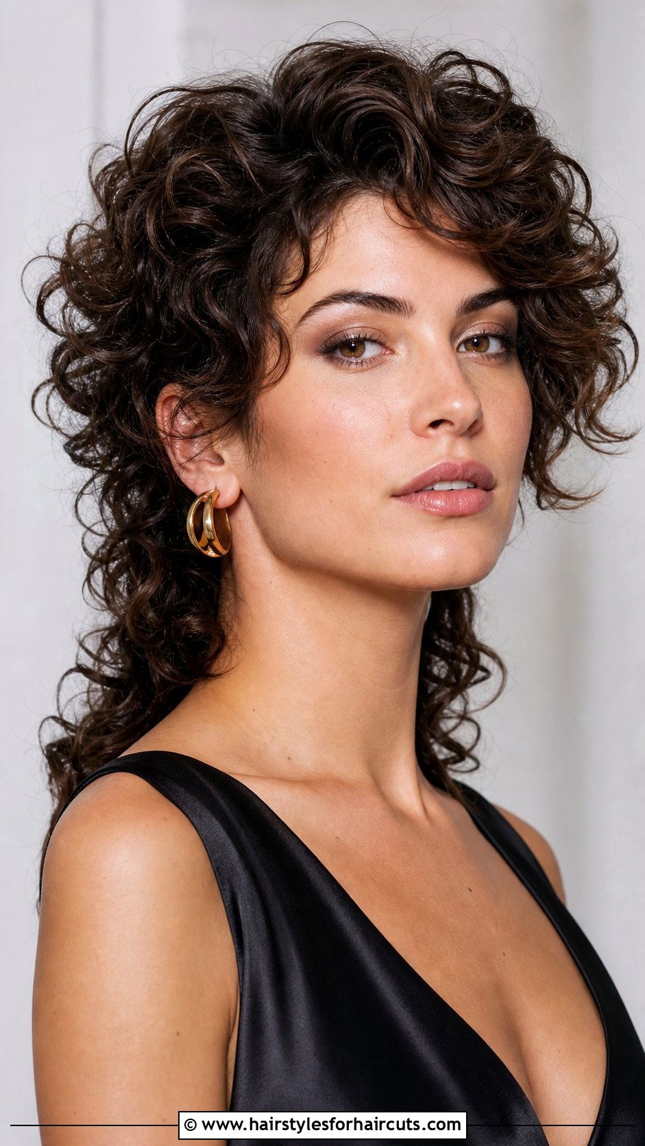 Curly Mullet With Side Part - 25 mullet haircuts curly hair - 25 mullet haircuts curly hair
