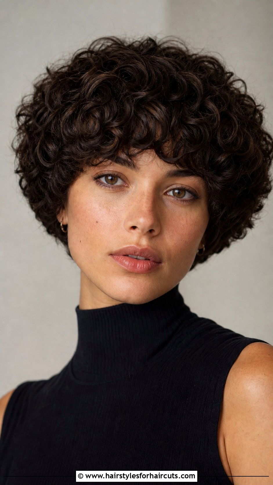 Curly Mushroom Cut - 25 women curly hairstyles - 25 women curly hairstyles