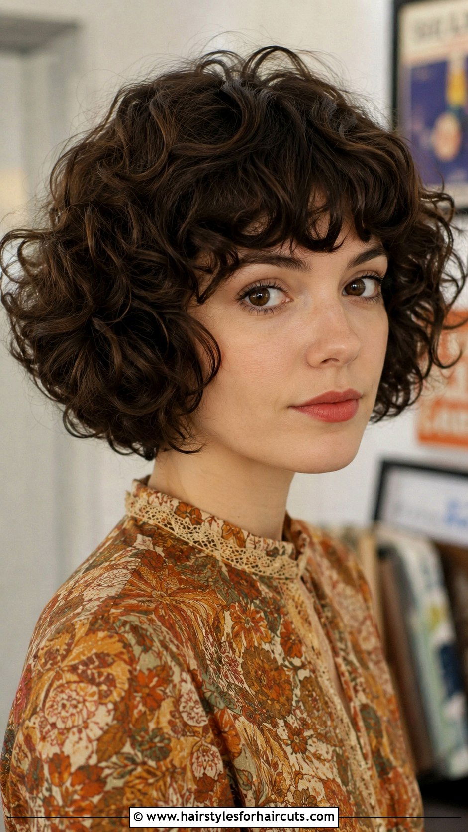 Curly Mushroom Cut - 25 best hairstyles for thin curly hair - 25 best hairstyles for thin curly hair