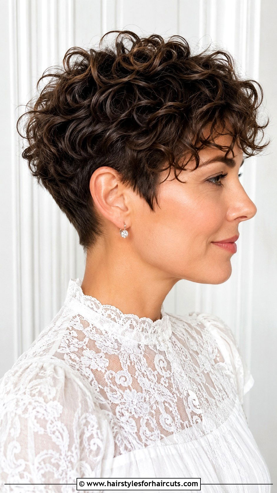 Curly Pixie Crop - 25 1920 hairstyles for curly hair - 25 1920 hairstyles for curly hair