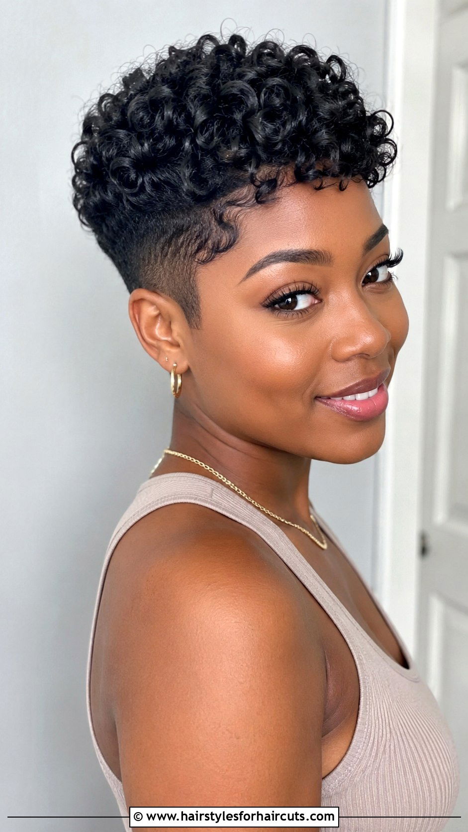 Curly Pixie Cut - 25 70s black hairstyles - 25 70s black hairstyles
