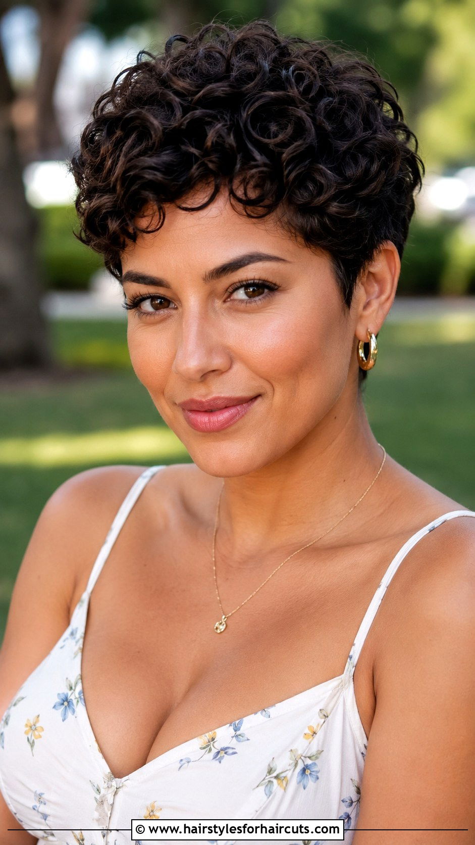 Curly Pixie Haircut - 25 pixie haircuts - 25 pixie haircuts