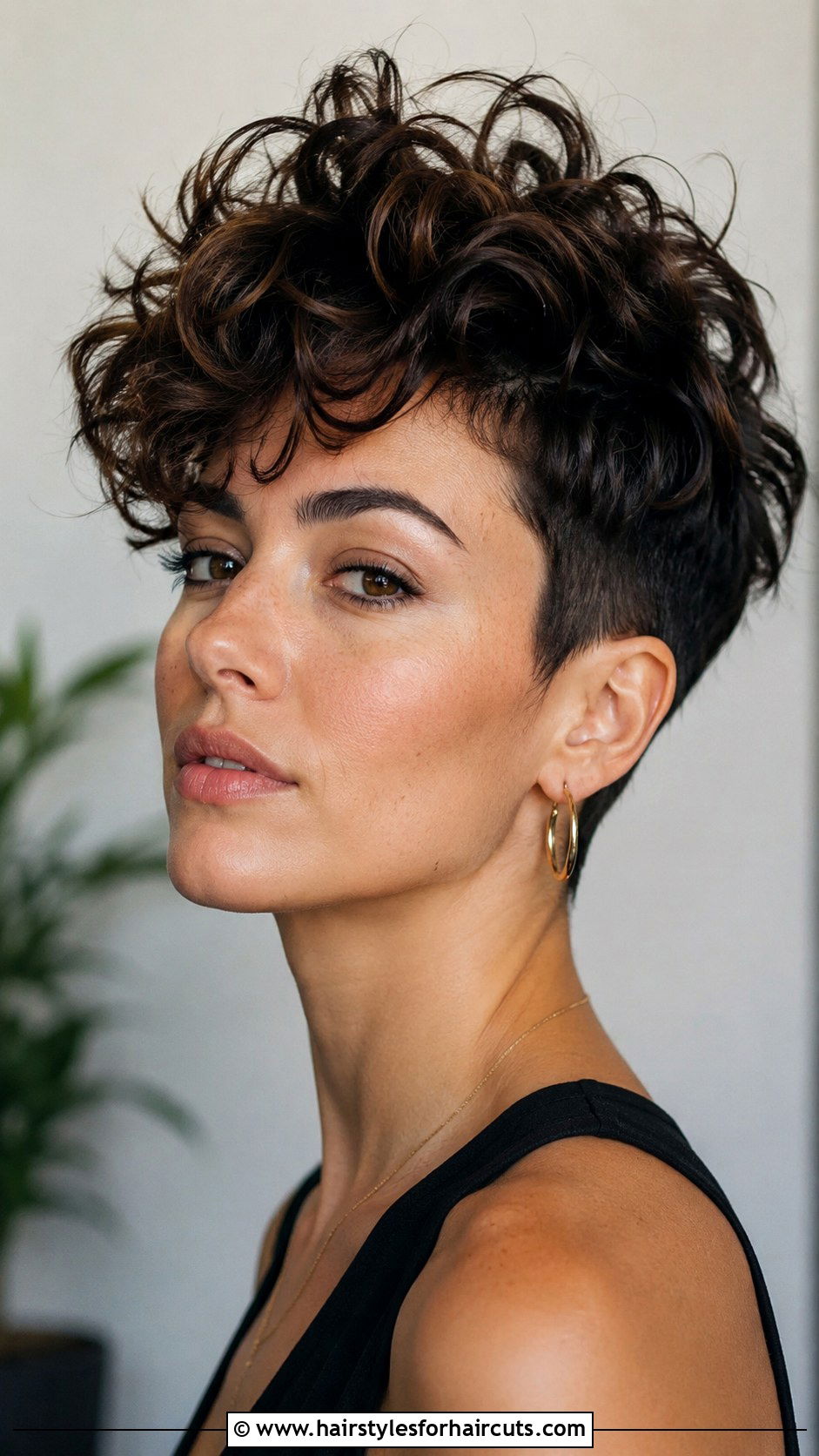 Curly Pixie With Volume - 25 birthday hairstyles for curly hair - 25 birthday hairstyles for curly hair
