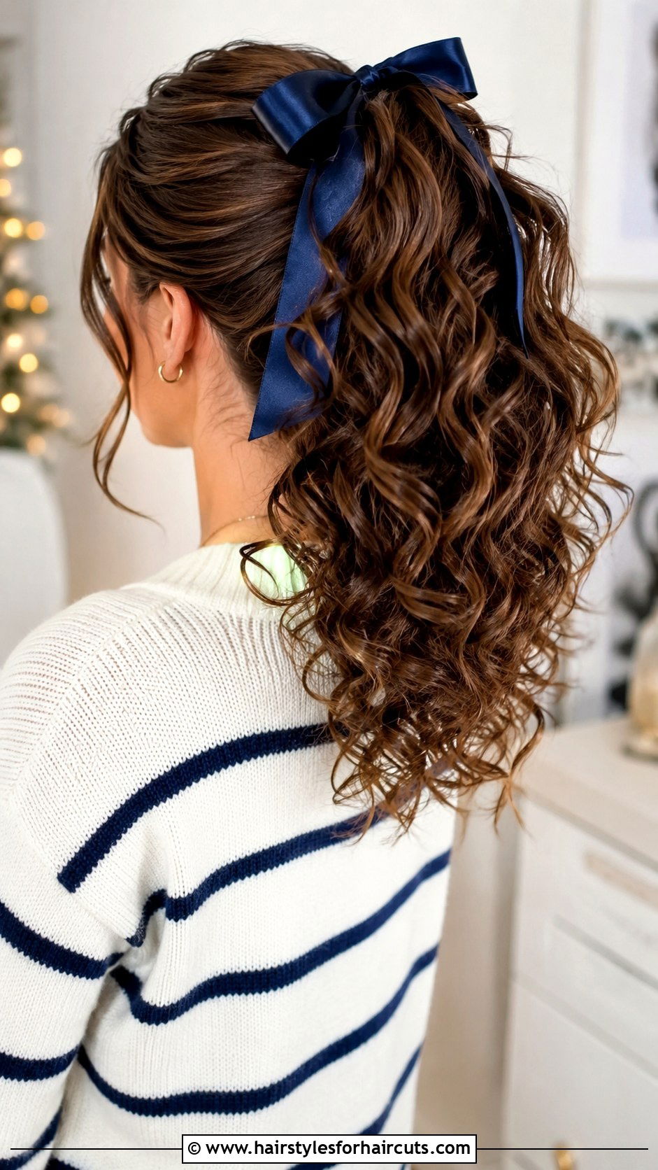 Curly Ponytail With Bow - 25 bow hairstyles on black hair - 25 bow hairstyles on black hair