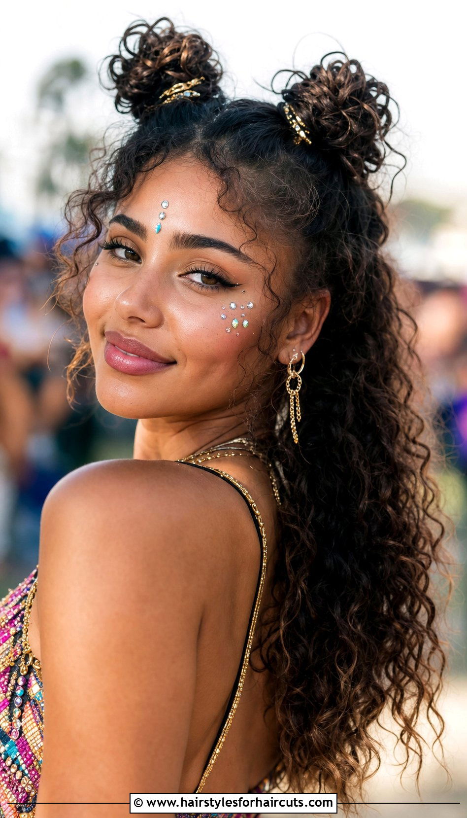 Curly Ponytail With Space Buns - 25 ponytail haircuts curly hair - 25 ponytail haircuts curly hair