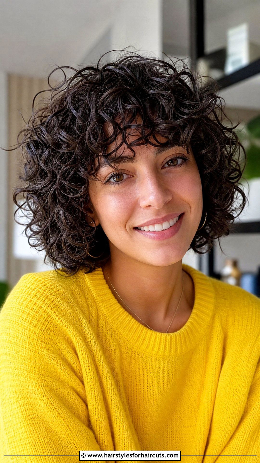Curly Scrunch Cut - 25 scrunch hairstyles - 25 scrunch hairstyles