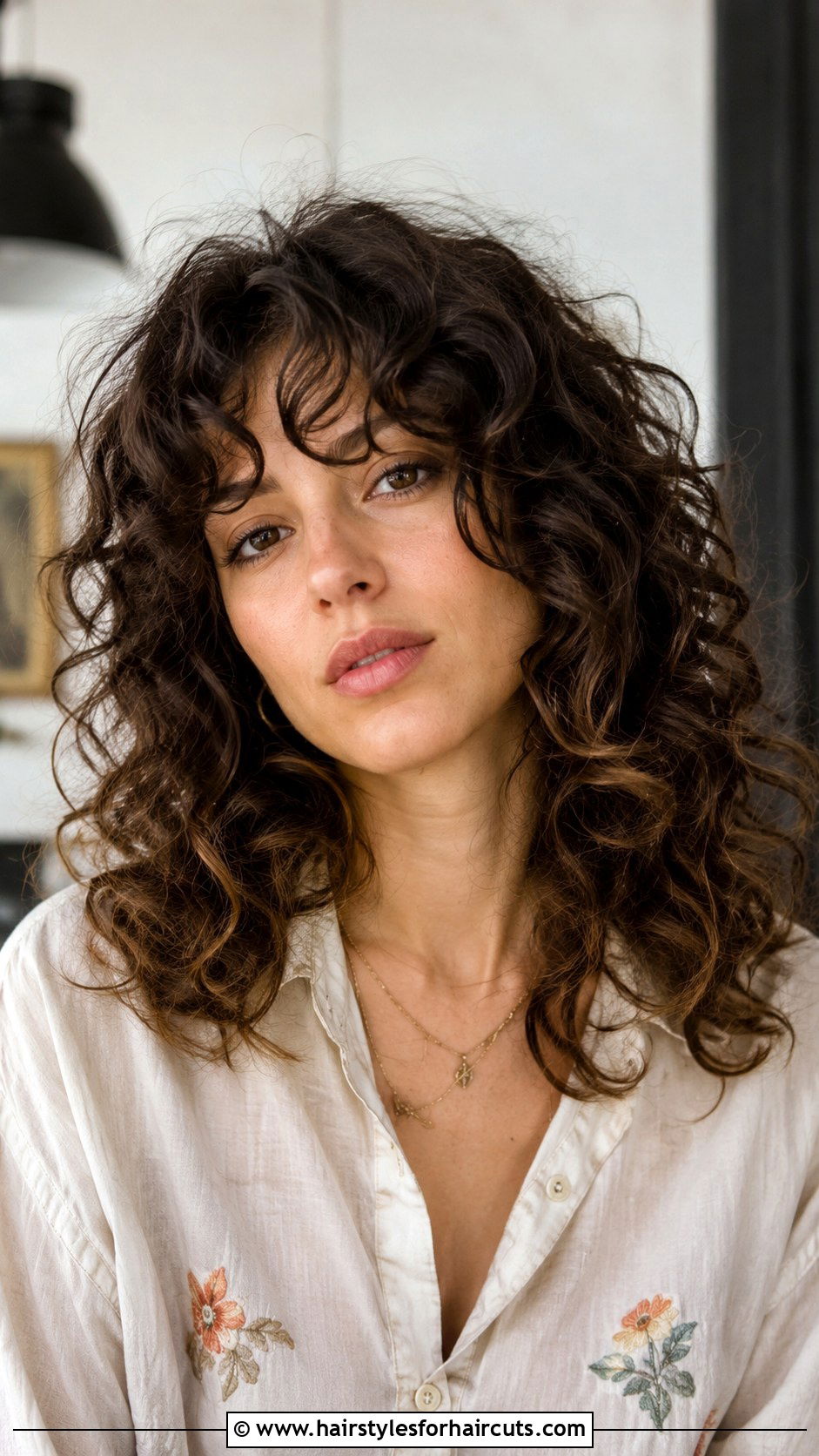Curly Shag - 25 work hairstyles for curly hair - 25 work hairstyles for curly hair