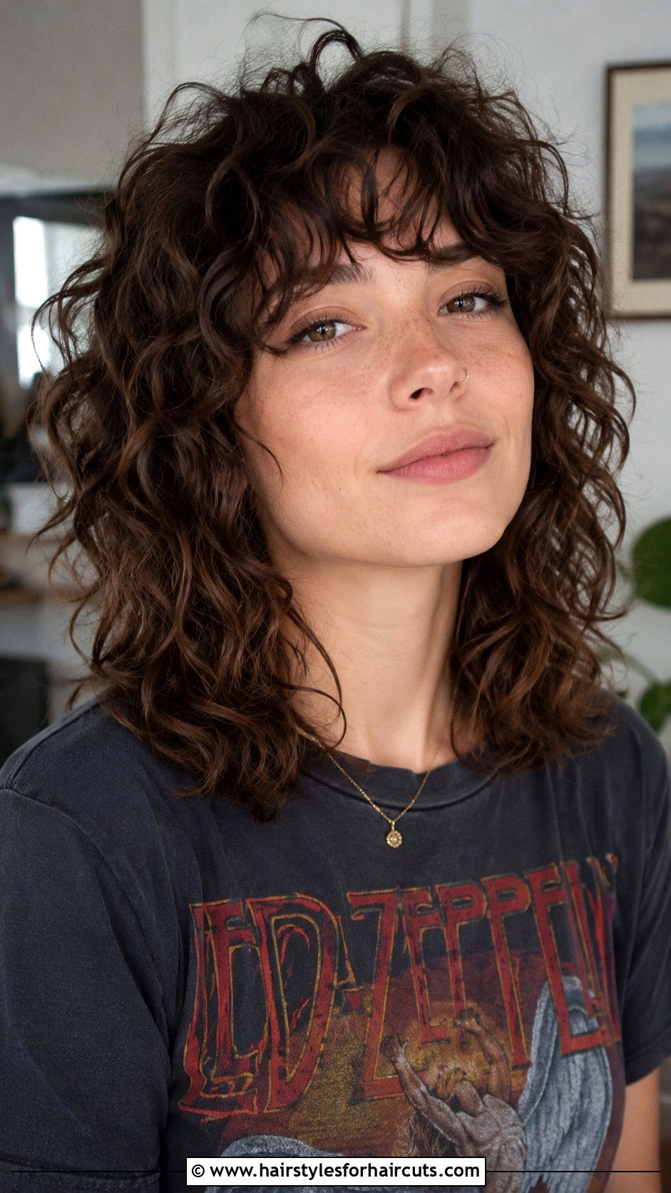 Curly Shag Haircut - 25 dominican haircuts - 25 dominican haircuts