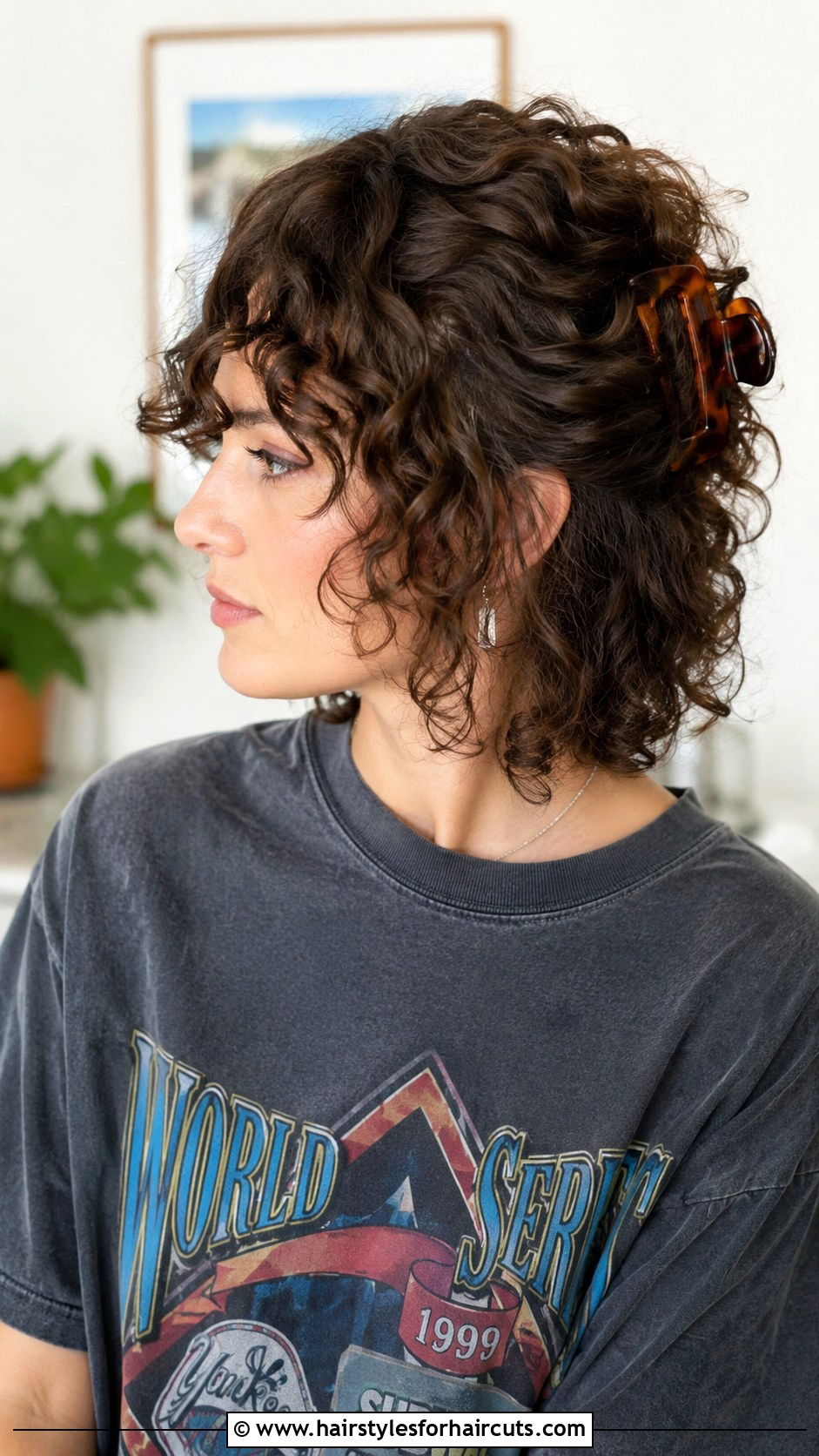 Curly Shag With Statement Clips - 25 festival hairstyles for curly hair - 25 festival hairstyles for curly hair