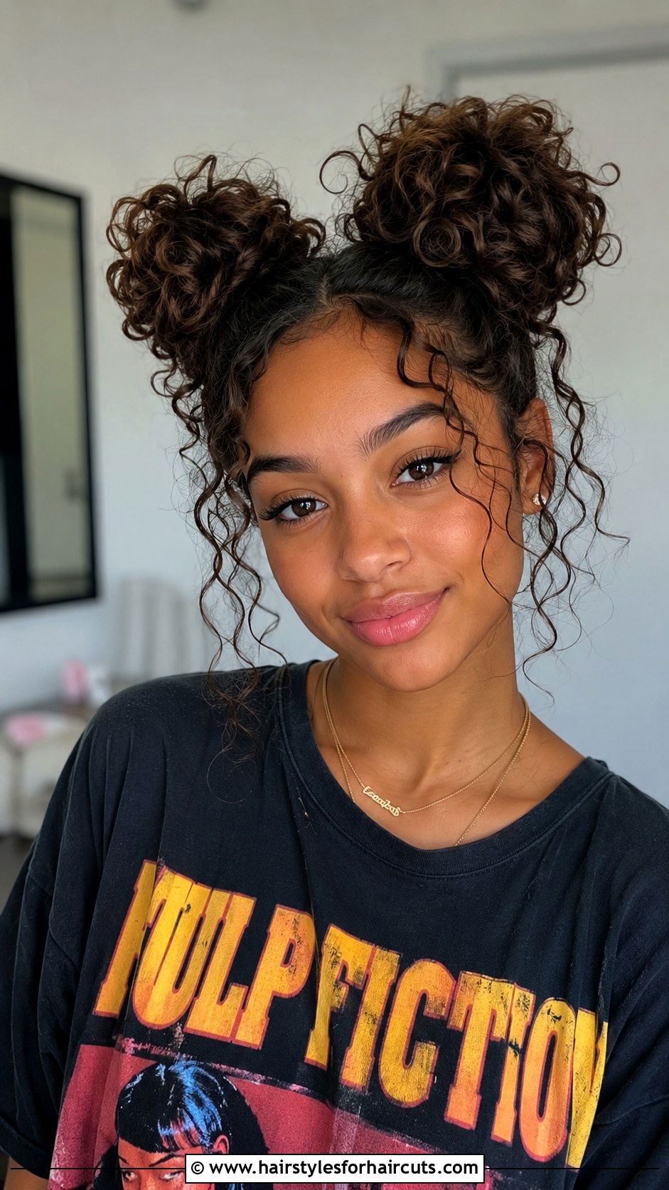 Curly Space Buns - 25 cute hairstyles for girls with curly hair - 25 cute hairstyles for girls with curly hair
