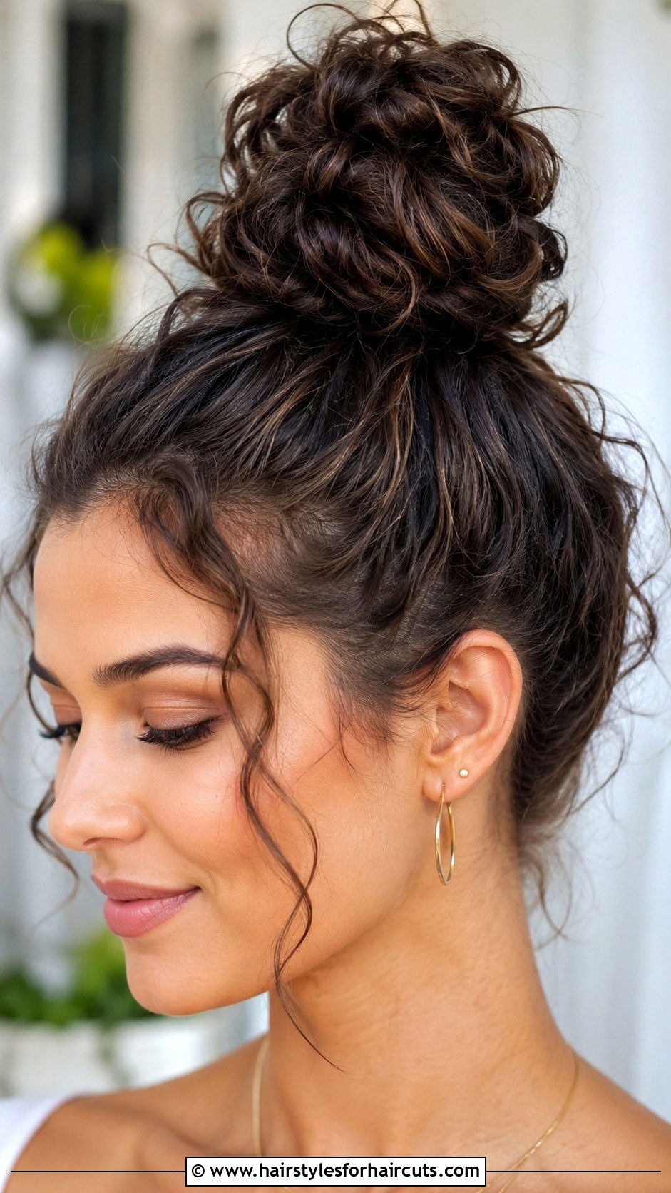 Curly Top Knot Updo - 25 curly updo hairstyles for black hair - 25 curly updo hairstyles for black hair