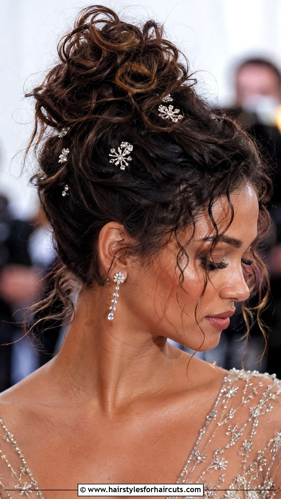 Curly Top Knot With Embellished Clips - 25 curly hairstyles with clips - 25 curly hairstyles with clips